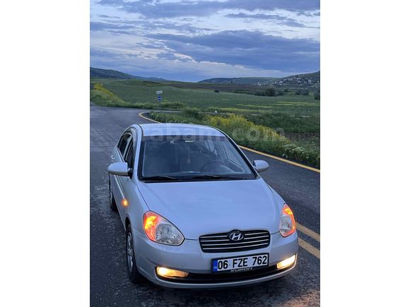 Sahibinden Hyundai Accent Era 1.4 Select 2006 Model  255.000 km Gri