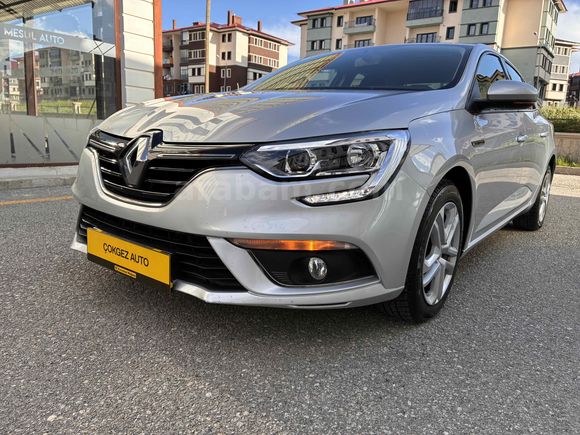 Galeriden Renault Megane 1.3 TCe Joy 2019 Model Erzurum