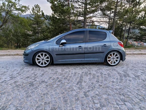 Sahibinden Peugeot 207 1.4 HDi Premium 2007 Model  286.000 km Füme