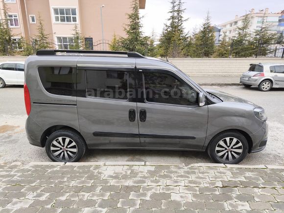 Sahibinden Fiat Doblo Combi 1.6 Multijet Premio Plus 2022 Model
