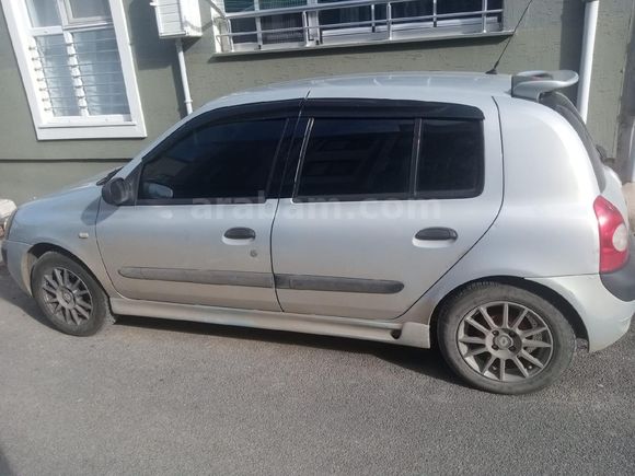 Sahibinden Renault Clio 1.2 Authentique 2004 Model  204.000 km Gri