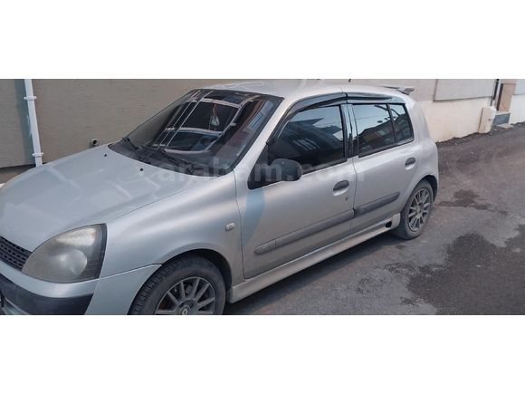 Sahibinden Renault Clio 1.2 Authentique 2004 Model  204.000 km Gri