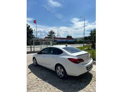 düsük km Opel Astra 1.6 Edition 2015