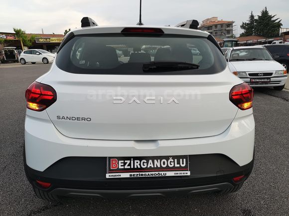 BEZİRGANOĞLU'NDAN 2025 GSR'li Dacia Sandero Stepway 1.0 Tce Expression HATASIZ l Kırşehir