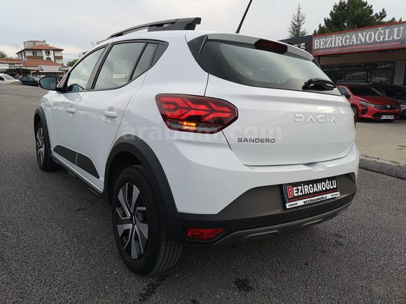 BEZİRGANOĞLU'NDAN 2025 GSR'li Dacia Sandero Stepway 1.0 Tce Expression HATASIZ l Kırşehir