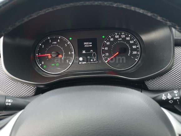 BEZİRGANOĞLU'NDAN 2025 GSR'li Dacia Sandero Stepway 1.0 Tce Expression HATASIZ l Kırşehir