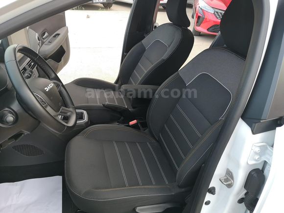 BEZİRGANOĞLU'NDAN 2025 GSR'li Dacia Sandero Stepway 1.0 Tce Expression HATASIZ l Kırşehir