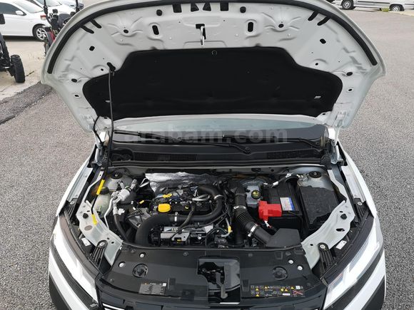 BEZİRGANOĞLU'NDAN 2025 GSR'li Dacia Sandero Stepway 1.0 Tce Expression HATASIZ l Kırşehir