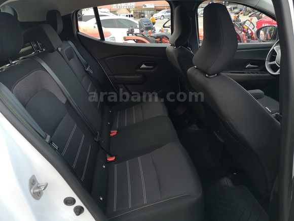 BEZİRGANOĞLU'NDAN 2025 GSR'li Dacia Sandero Stepway 1.0 Tce Expression HATASIZ l Kırşehir