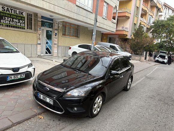 Sahibinden Ford Focus 1.6 Comfort 2011 Model
