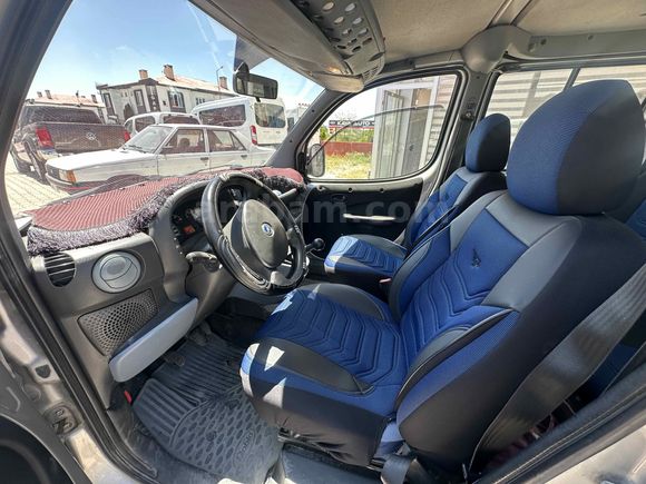 2005 model  Fiat Doblo Panorama 1.2 Active 2006 Model Van