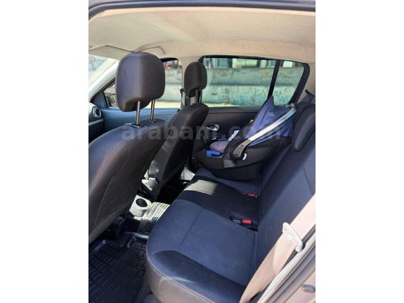 Sahibinden Renault Clio  ekstrem 2012 Model bakımlı 166.000 km orjinal