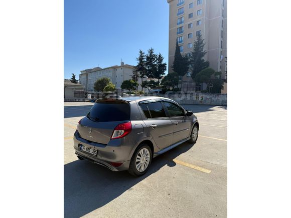 Sahibinden Renault Clio  ekstrem 2012 Model bakımlı 166.000 km orjinal