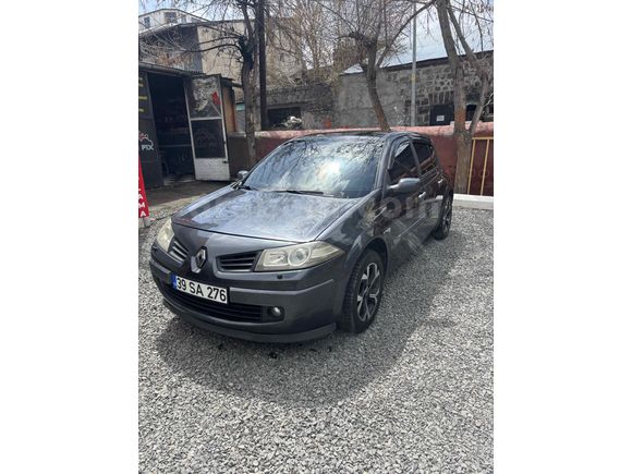 Sahibinden Renault Megane 1.6 Privilege 2007 Model  220.000 km Füme