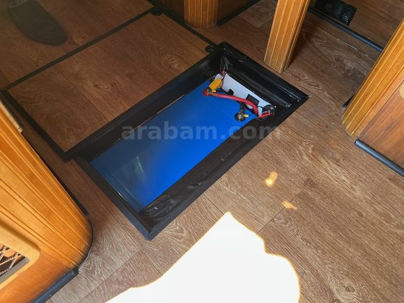 DETAYLI ÖZEL YAPILMIŞ KARAVANDIR TÜM BİLGİLER VERİLECEKTİR 