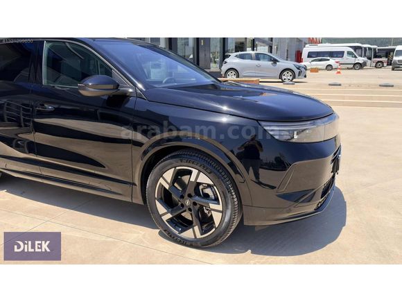 - DİLEK AUTO - OPEL GRANDLAND E GS HATASIZ BOYASIZ TRAMERSİZ