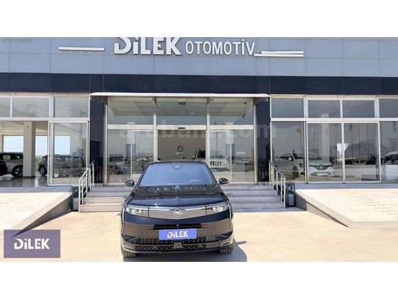 - DİLEK AUTO - OPEL GRANDLAND E GS HATASIZ BOYASIZ TRAMERSİZ