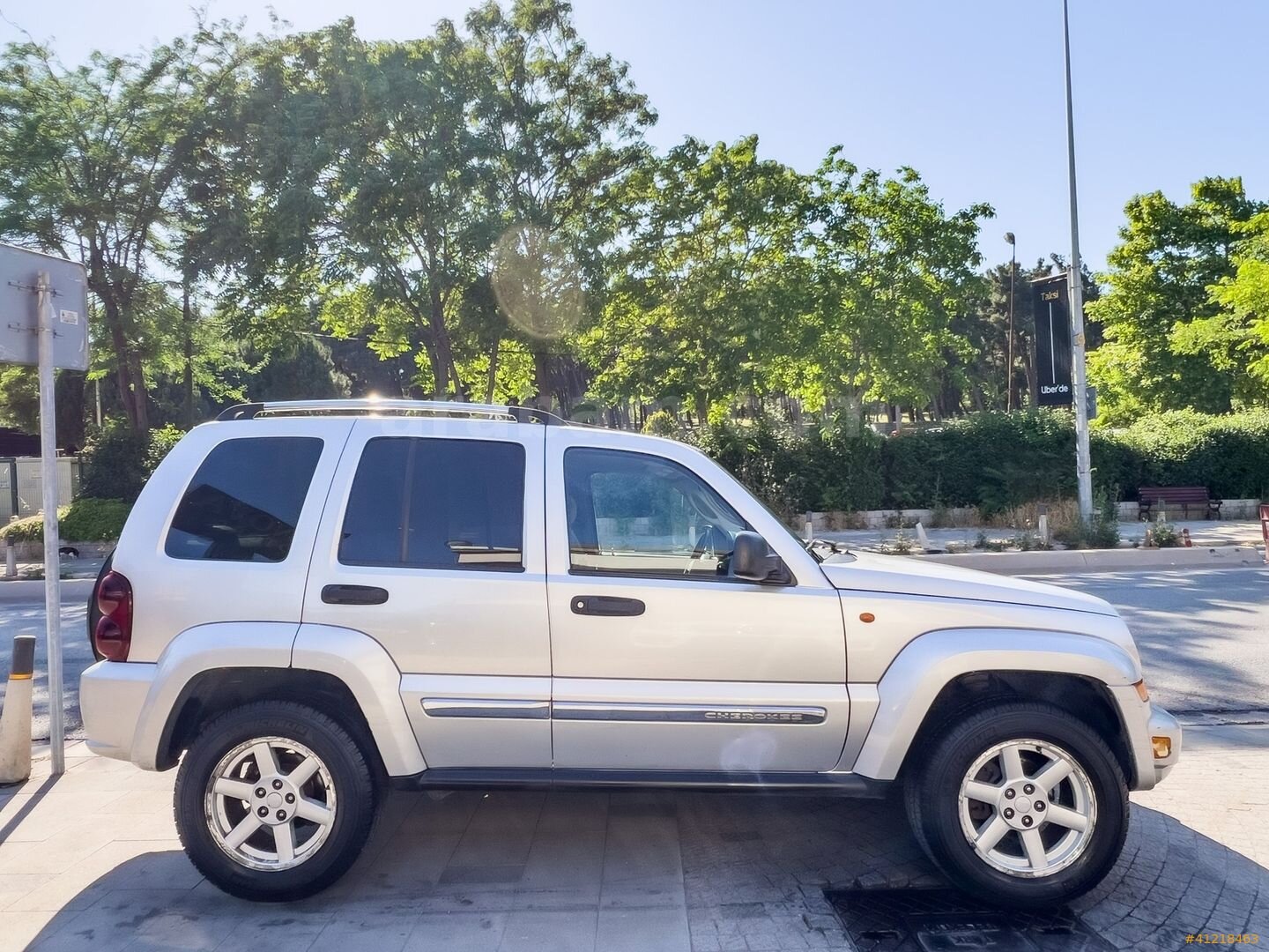 Galeriden Jeep Cherokee 2.8 CRD Limited 2006 Model İstanbul 295.000 km Gri 4
