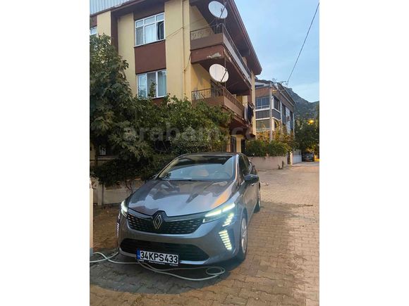HATASIZ-BOYASIZ-DEĞİŞENSİZ-TRAMERSİZ 2024 22500KM CLİO
