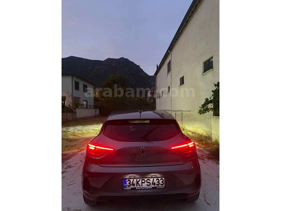 HATASIZ-BOYASIZ-DEĞİŞENSİZ-TRAMERSİZ 2024 22500KM CLİO