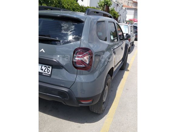 HATASIZ,BOYASIZ,DEĞİŞENSİZ,SİGARA İÇİLMEMİŞ,TEK ELDEN KULLANILMIŞ 2023 ÇIKIŞLI DUSTER