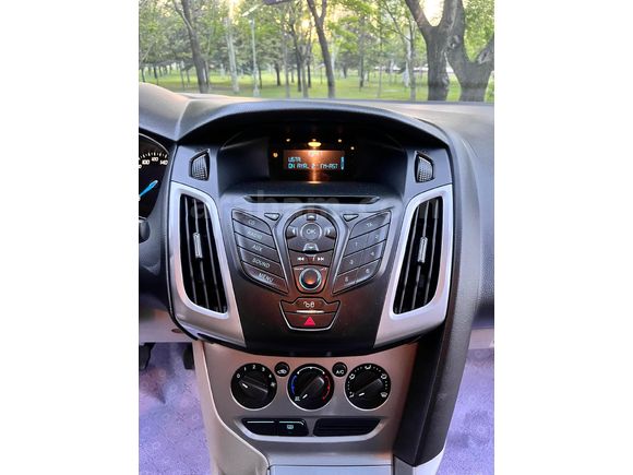 HATASIZ BOYASIZ TRAMERSİZ 79.000 KM TEMİZ AİLE ARACI