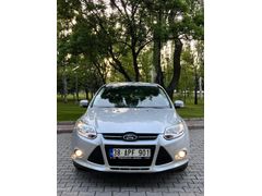 HATASIZ BOYASIZ TRAMERSİZ 79.000 KM TEMİZ AİLE ARACI