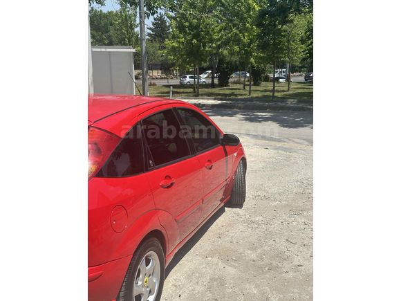 Sahibinden Ford Focus 1.6 Ghia 2002 Model 
