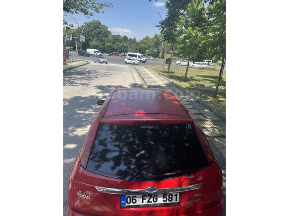 Sahibinden Ford Focus 1.6 Ghia 2002 Model 