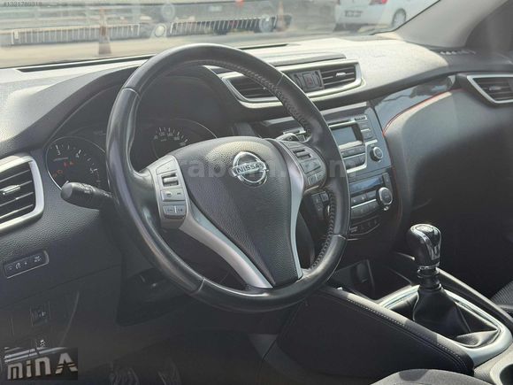 MİNA AUTO-2015 87.000KM SKY PACK CAM TAVAN 1.5 DCI