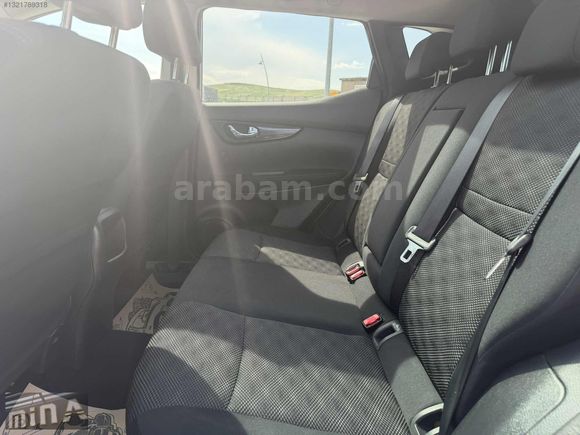 MİNA AUTO-2015 87.000KM SKY PACK CAM TAVAN 1.5 DCI