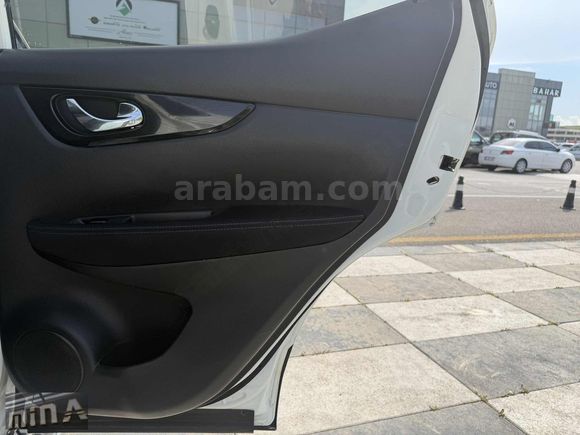MİNA AUTO-2015 87.000KM SKY PACK CAM TAVAN 1.5 DCI