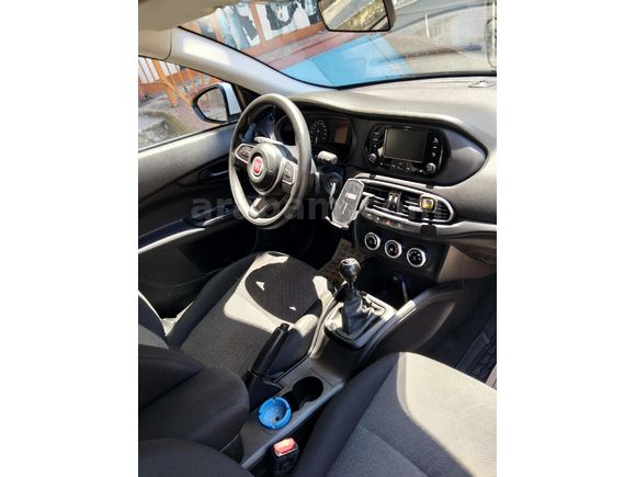 Sahibinden Fiat Egea 1.4 Fire Easy 2023 Model