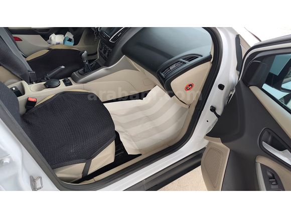 Sahibinden Ford Focus 1.6 Ti-VCT Style 2013 Model 