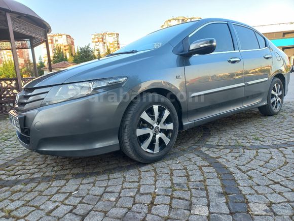 Sahibinden Honda City 1.4 ES 2010 Model