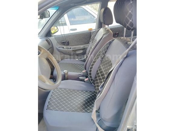Sahibinden Hyundai Accent 1.5 GLS 2001 Model