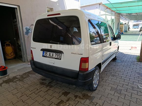 Sahibinden Peugeot Partner 1.9 D 2004 Model