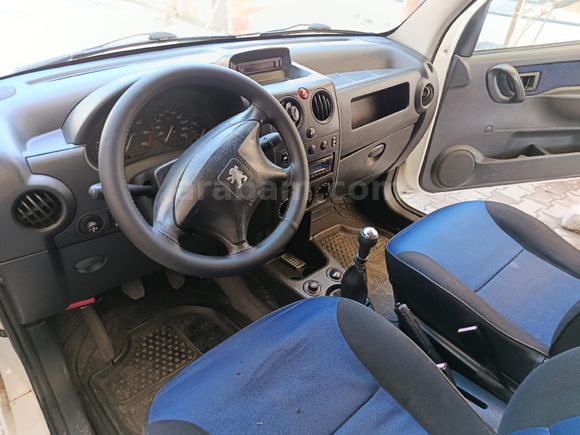 Sahibinden Peugeot Partner 1.9 D 2004 Model