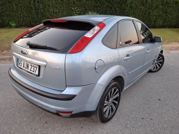 ORjiNAL // 2005 F0RD F0Cus Hb 1.6TDCi FuLL BAKIMLI AiLE ARACI