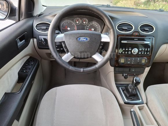 ORjiNAL // 2005 F0RD F0Cus Hb 1.6TDCi FuLL BAKIMLI AiLE ARACI