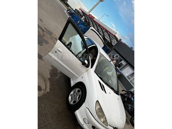 Sahibinden Peugeot 206 1.4 Executive 2008 Model