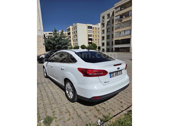AZ KULANILMIŞ. FOCUS 