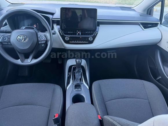AKKALEDEN 2026 COROLLA 1.5 VİSİON PLUS 7 KM SIFIR AYARINDA