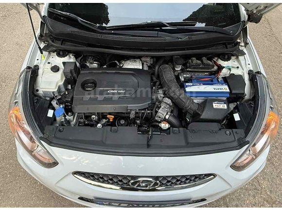 Sahibinden Hyundai Accent Blue 1.6 CRDI Mode Plus 2018 Model 