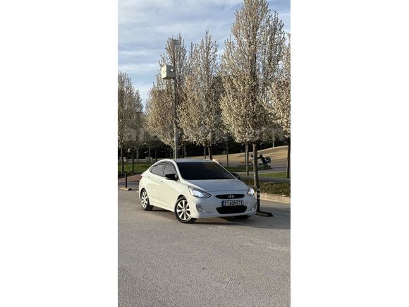 Sahibinden Hyundai Accent Blue 1.6 CRDI Mode Plus 2018 Model 