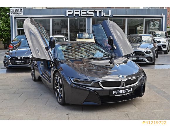 PRESTİJ MOTORS.. 2016 BMW İ8 PREMİUM TECHNO+HALO HATASIZ BAYİ