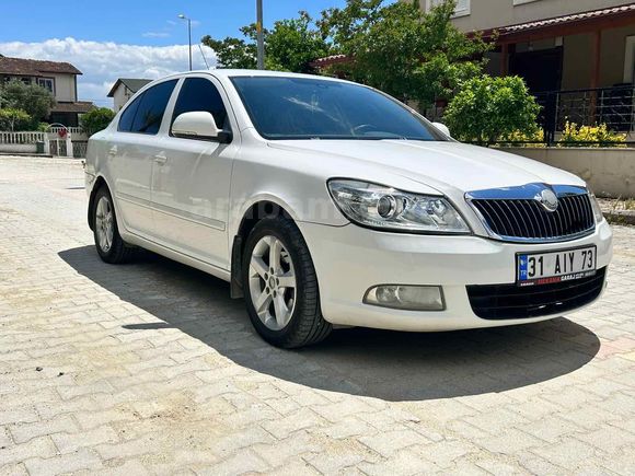 Sahibinden Skoda Octavia 1.6 TDI Elegance CR 2011 Model 
