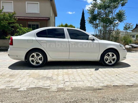 Sahibinden Skoda Octavia 1.6 TDI Elegance CR 2011 Model 
