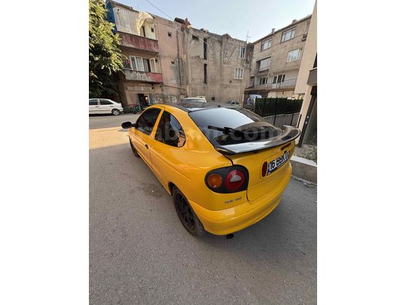 Sahibinden Renault Megane 2.0 Coupe 1998 Model 