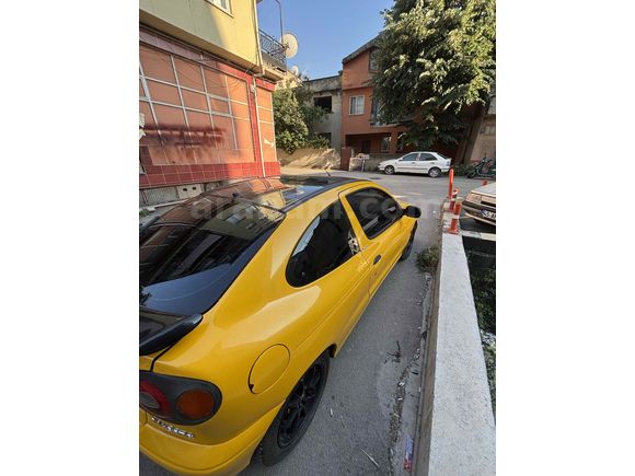 Sahibinden Renault Megane 2.0 Coupe 1998 Model 